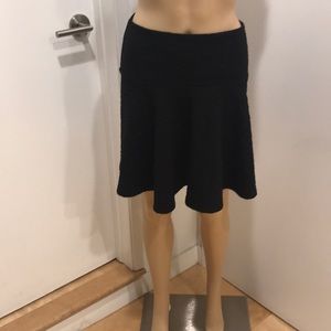 🎁3/25 Black skater skirt, NWOT